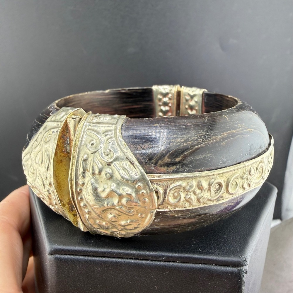Vintage Bangle Bracelet Brown Silver Tone Ornate Repousse Hinged Tribal 7in
